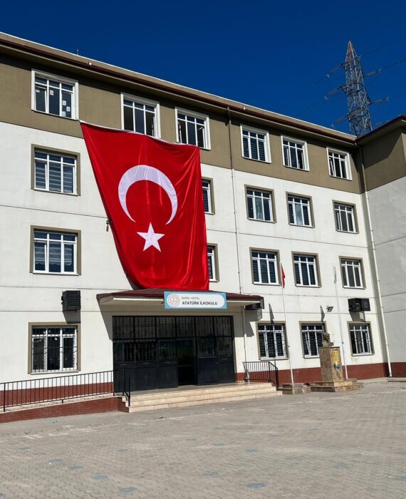 Atatürk İlkokulu (8)